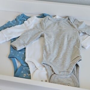 Cloud Island 0-6 Bodysuits 3 Pack